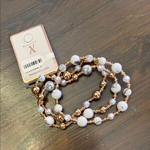 Elegant Gold and White Beaded Bracelet